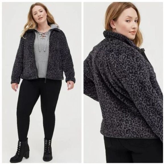 NWT Torrid Faux Shearling Zip Front Jacket | 00/L - Picture 1 of 5